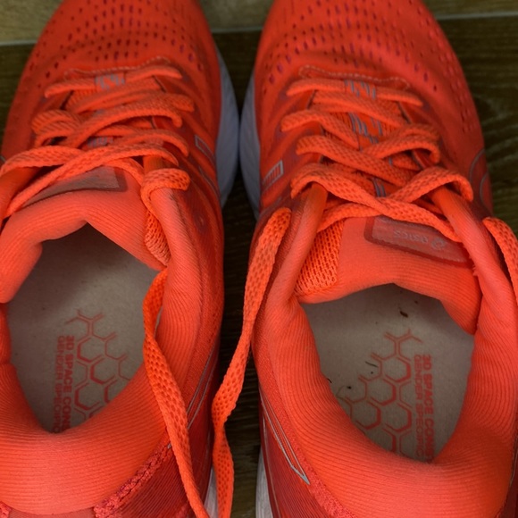 ASICS Gel-Kayano 28 Size 8.5 - Picture 5 of 9